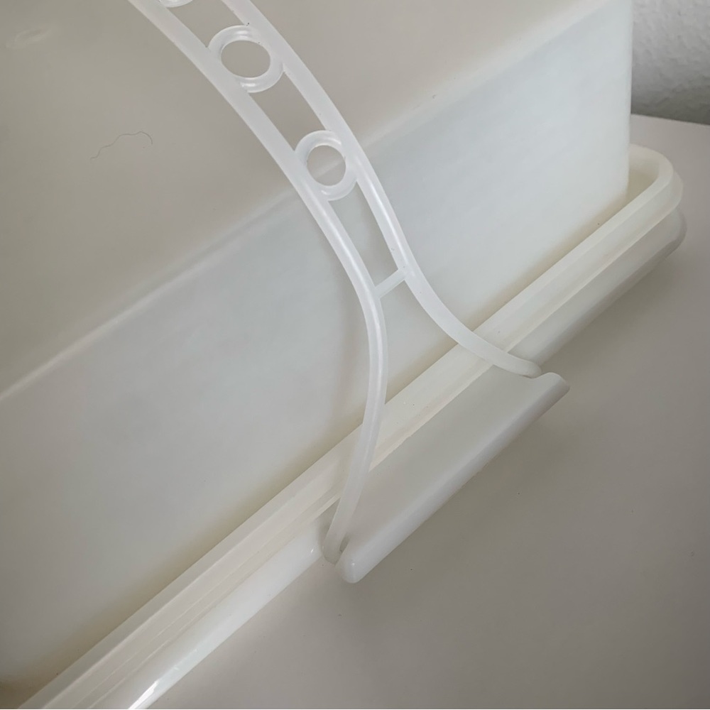 VTG TUPPERWARE Large Cake Carrier 15x11” Sheet Cupcake Handle Storage Rectangle - Picture 6 of 13